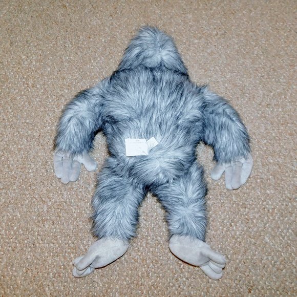 Vintage 1994 Sears 18" Zeke O'Connor Grey Yeti Plush Doll Bigfoot Sasquatch - Picture 4 of 5
